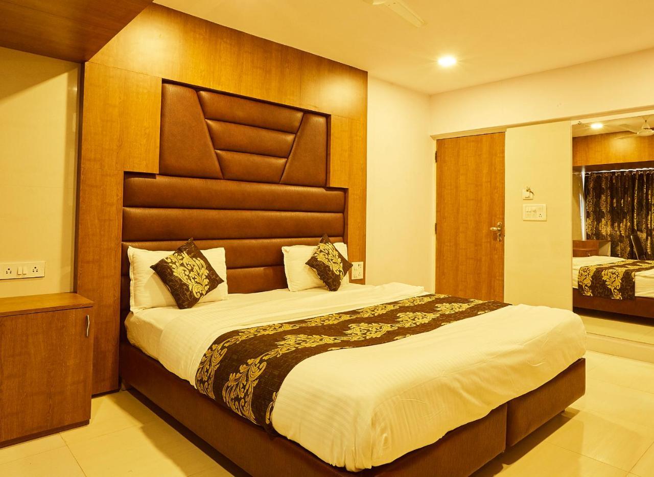 Hotel Alibaba Мумбаи Экстерьер фото